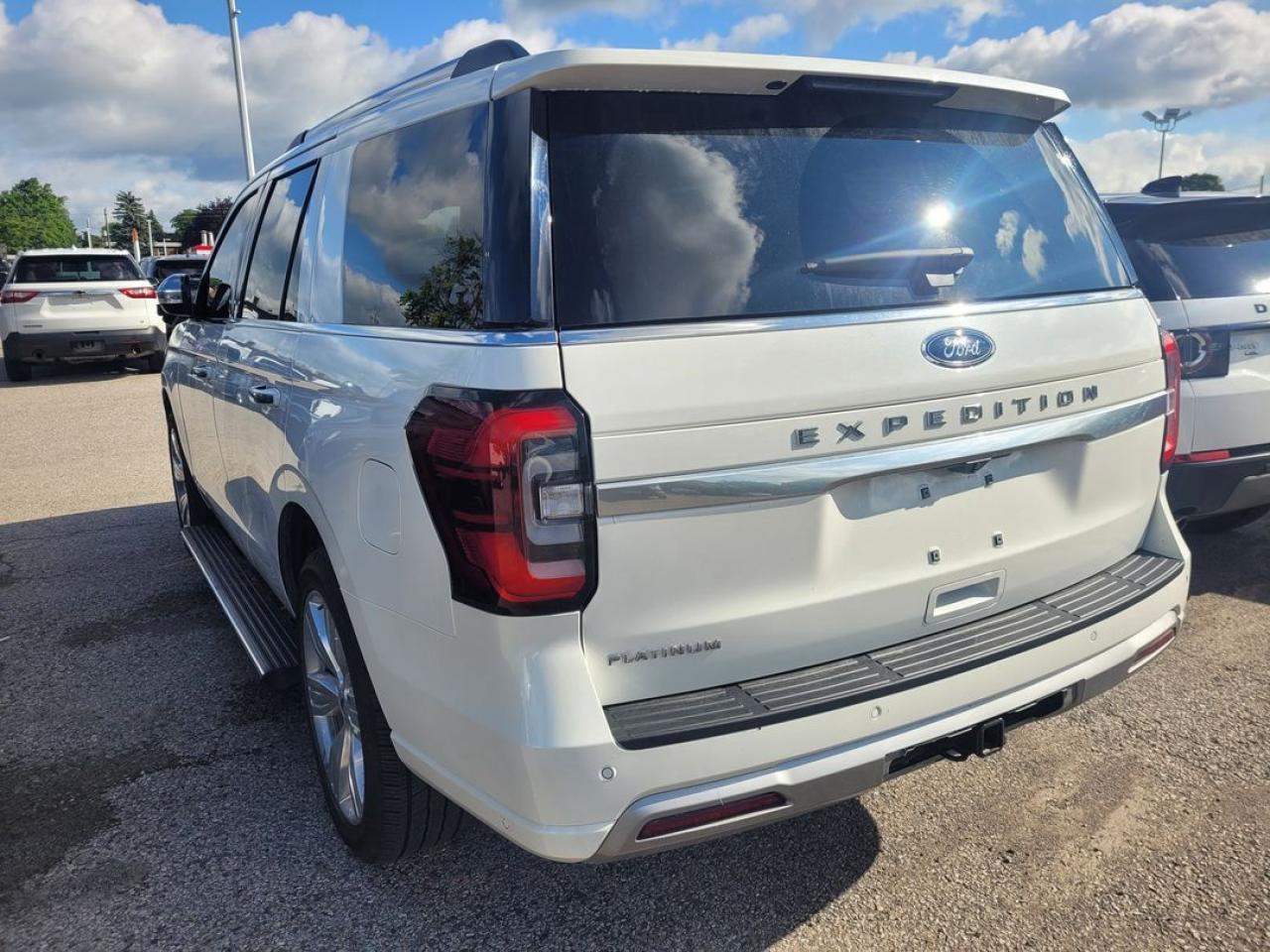 2024 Ford Expedition Platinum Photo8