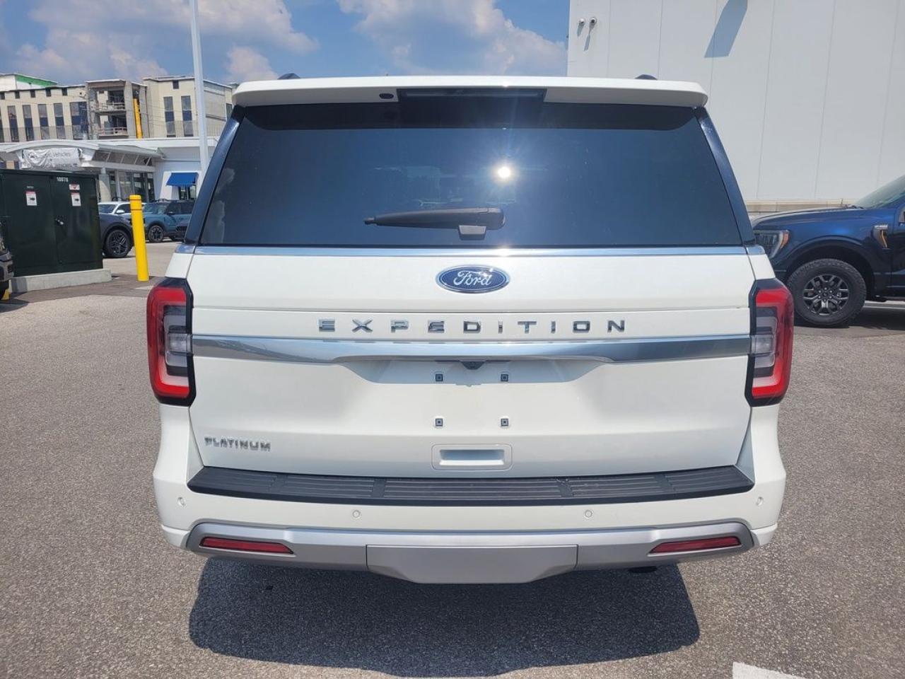 2024 Ford Expedition Platinum Photo4