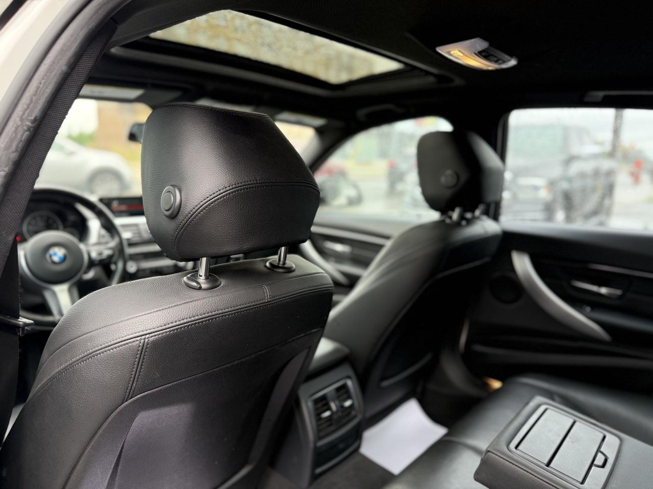2018 BMW 3 Series 330i //M SPORT | SUNROOF | LOADED - Photo #39