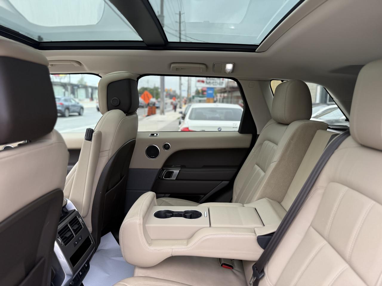 2019 Land Rover Range Rover Sport HSE TD6 | MERIDIAN | PANO | LOADED - Photo #40