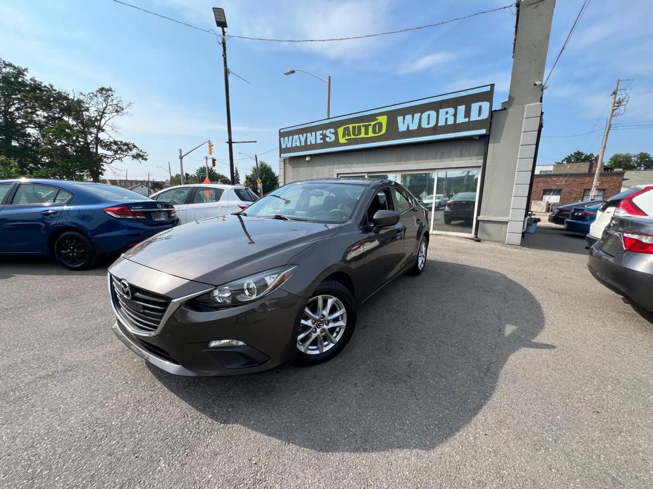 Used 2015 Mazda MAZDA3 i Touring for sale in Hamilton, ON