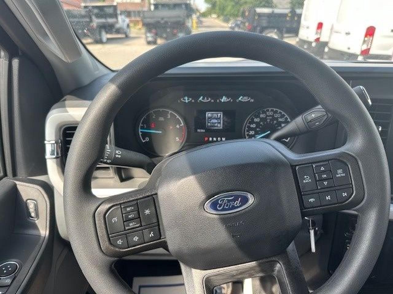 2024 Ford F-550 SD XL Photo7