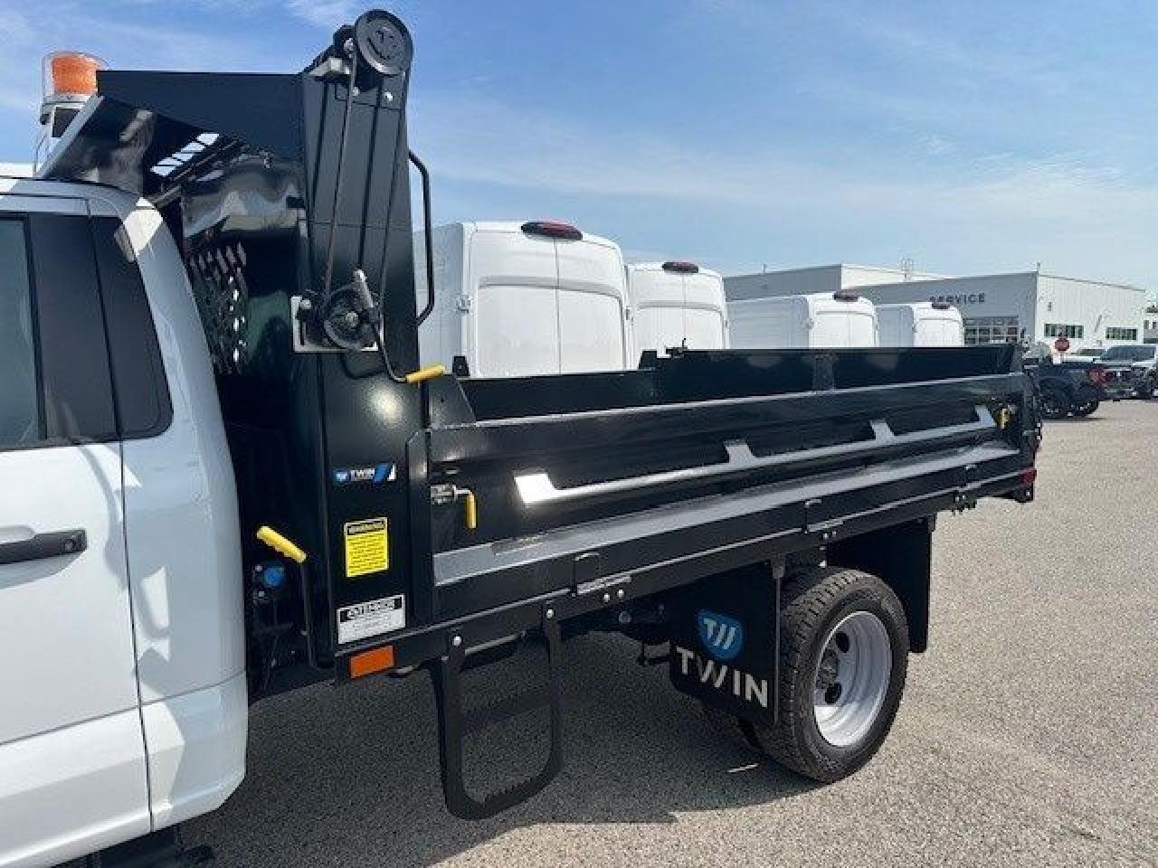 2024 Ford F-550 SD XL Photo13