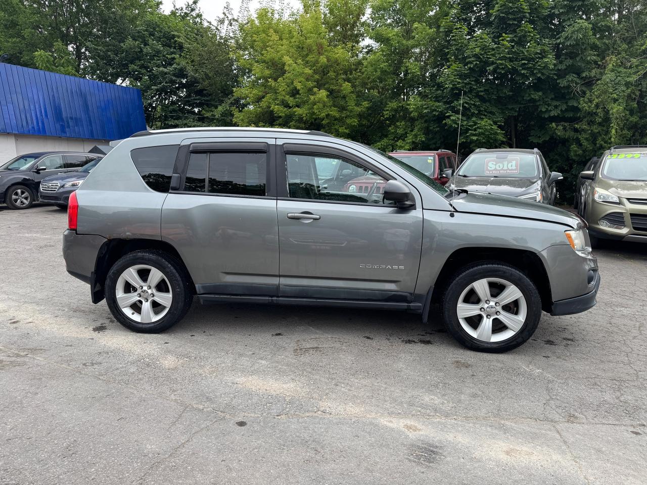 2011 Jeep Compass 4WD 4dr NORTH EDITION - Photo #8