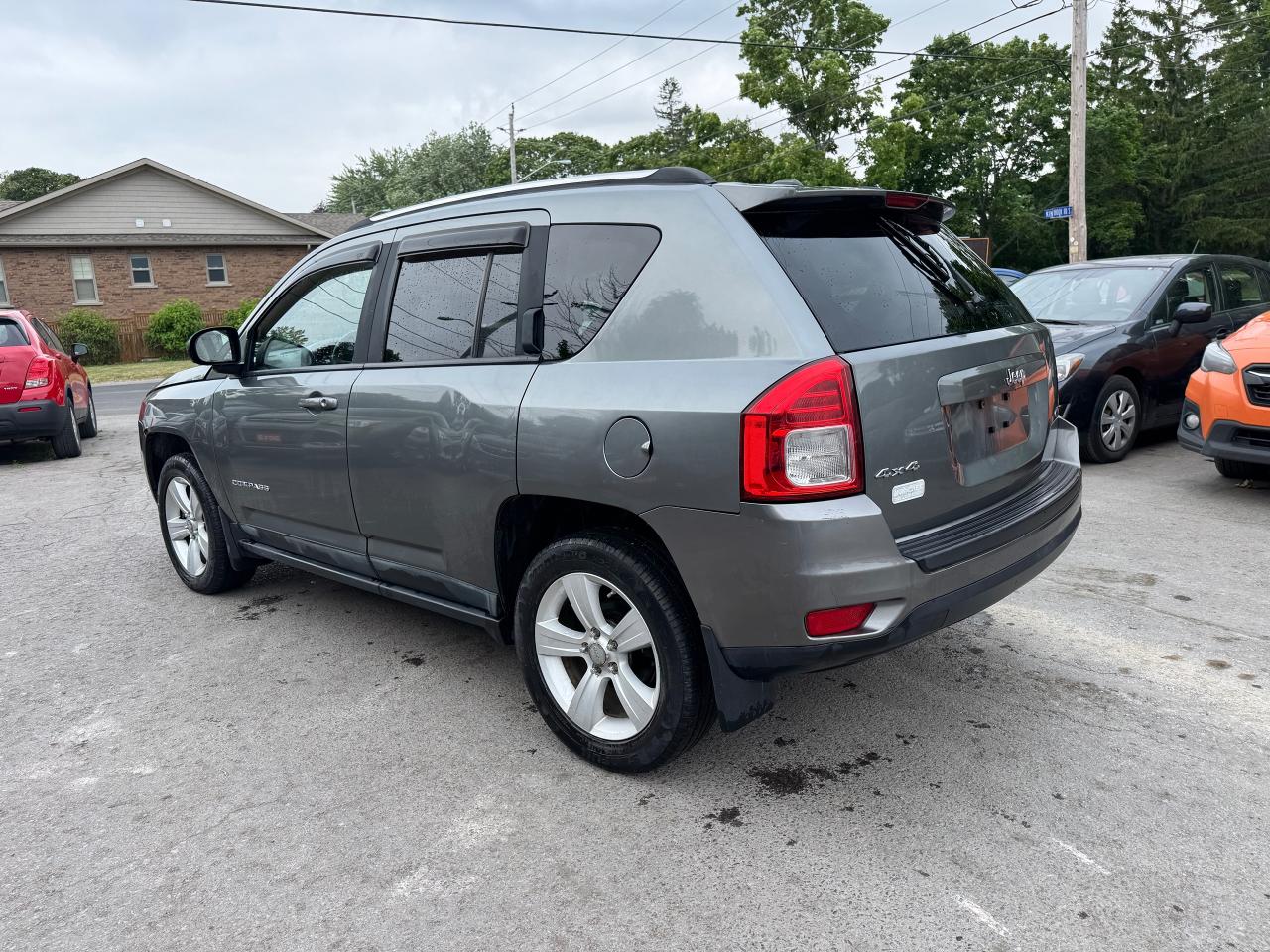 2011 Jeep Compass 4WD 4dr NORTH EDITION - Photo #5