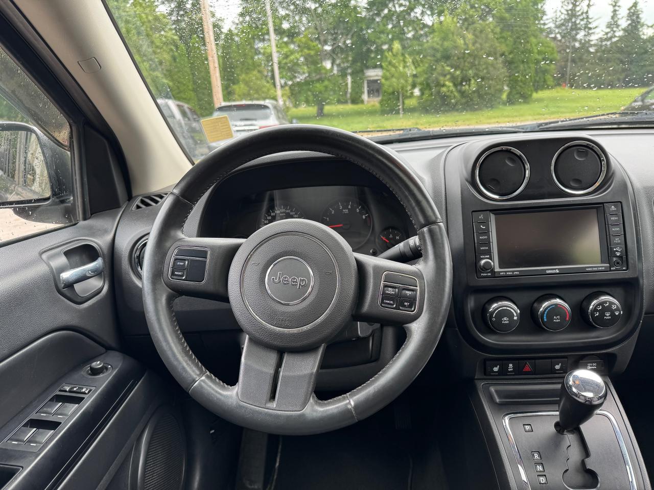 2011 Jeep Compass 4WD 4dr NORTH EDITION - Photo #14