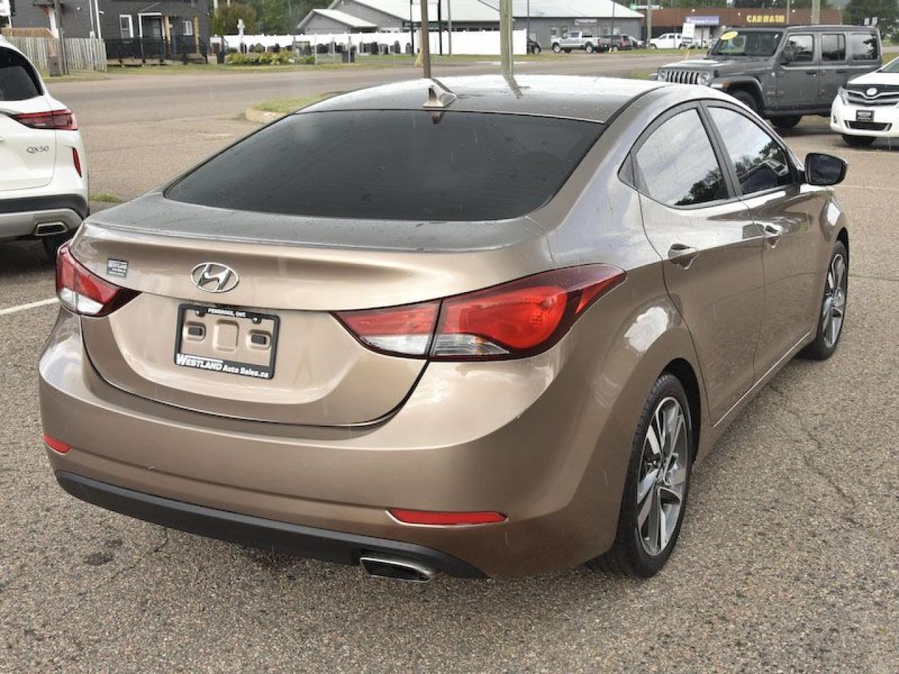 2015 Hyundai Elantra 4dr Sdn Man GLS Photo2