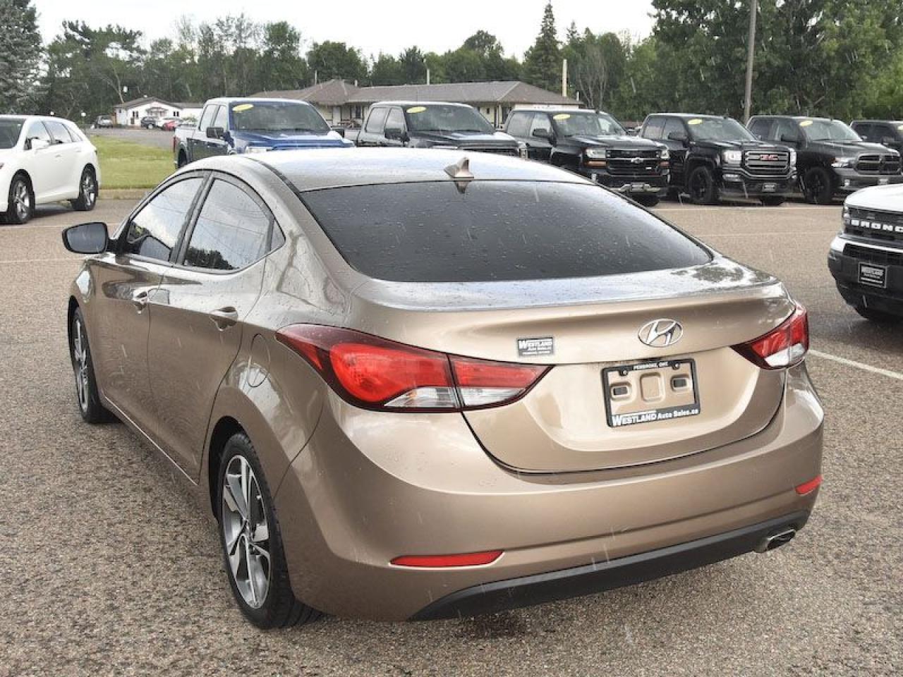 2015 Hyundai Elantra 4dr Sdn Man GLS Photo3
