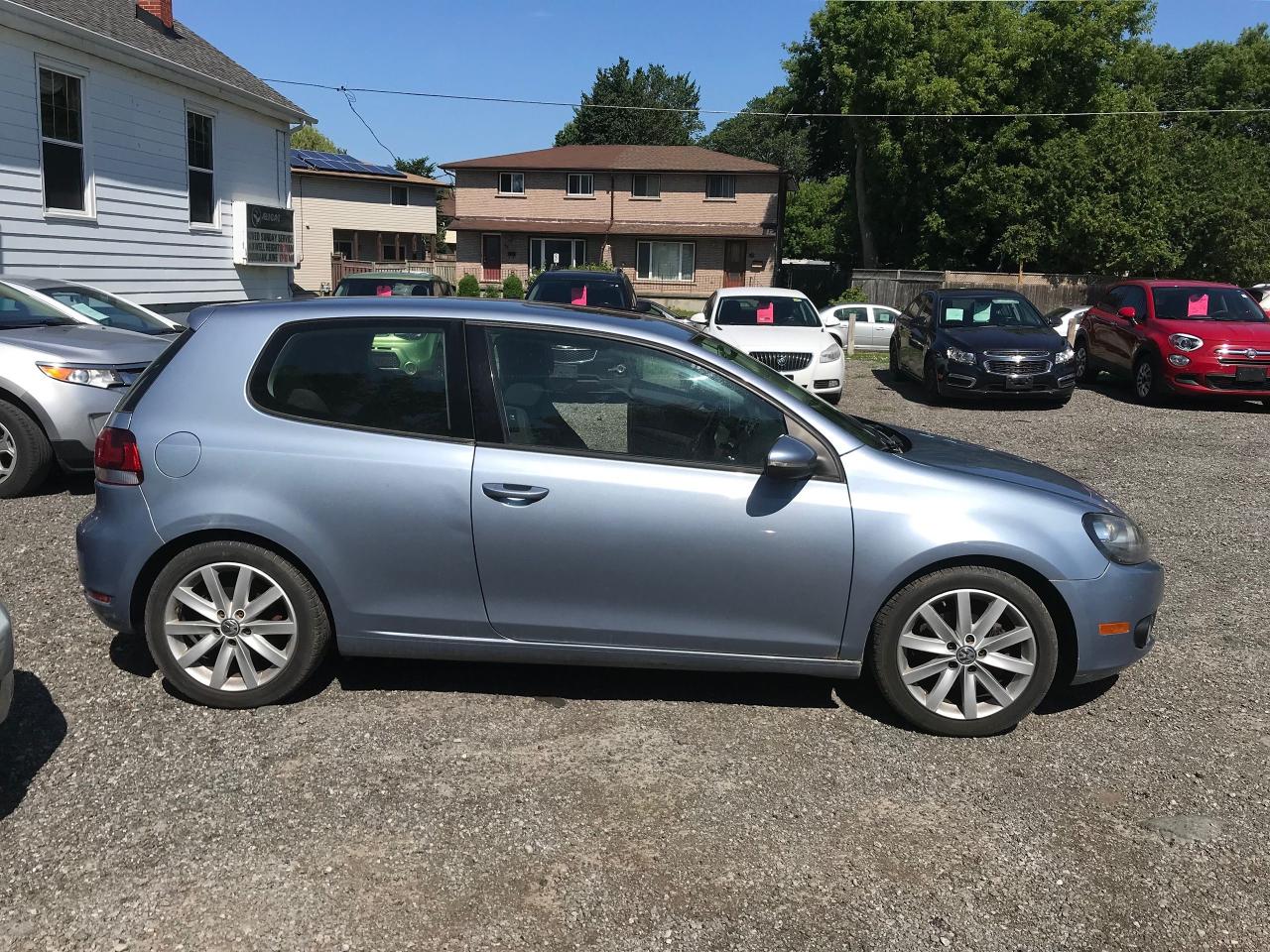 Used 2010 Volkswagen Golf TRENDLINE for sale in Oshawa, ON