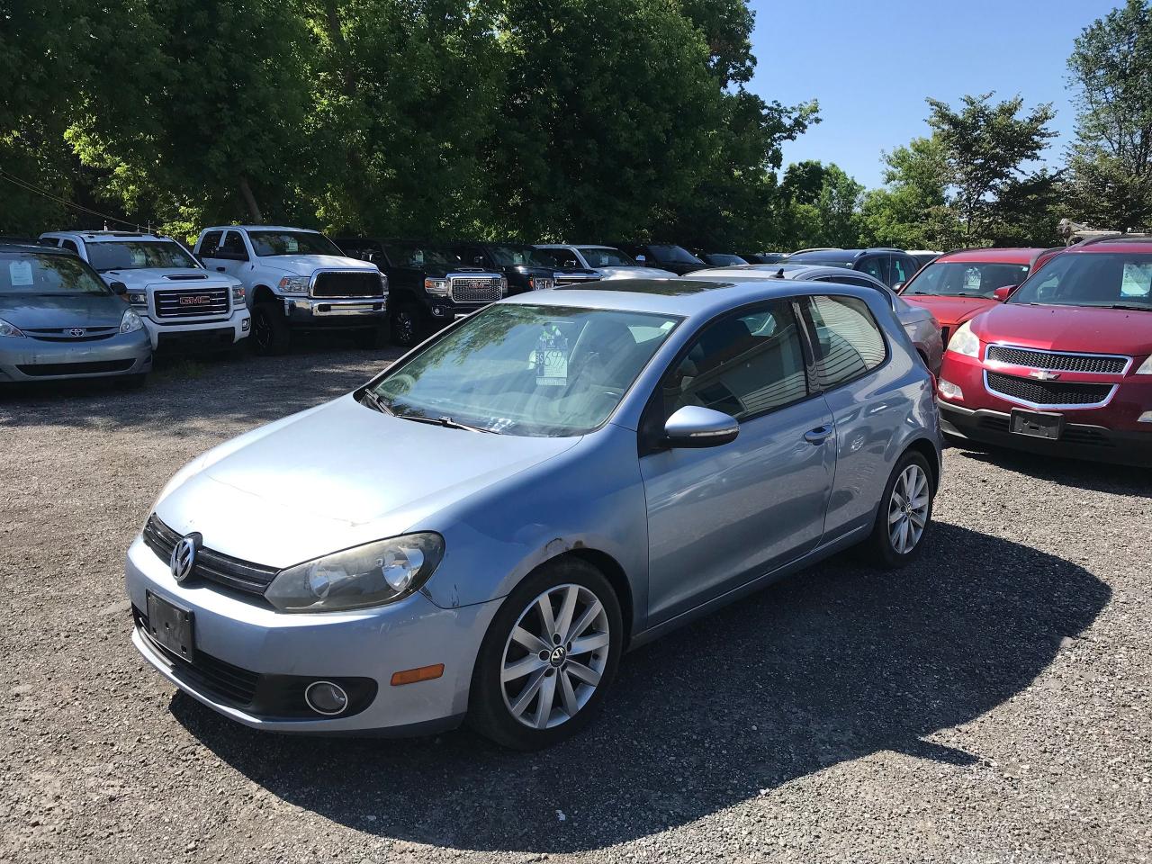 2010 Volkswagen Golf TRENDLINE - Photo #4