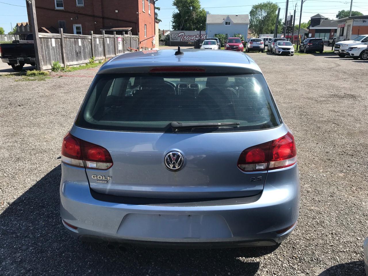 2010 Volkswagen Golf TRENDLINE - Photo #10
