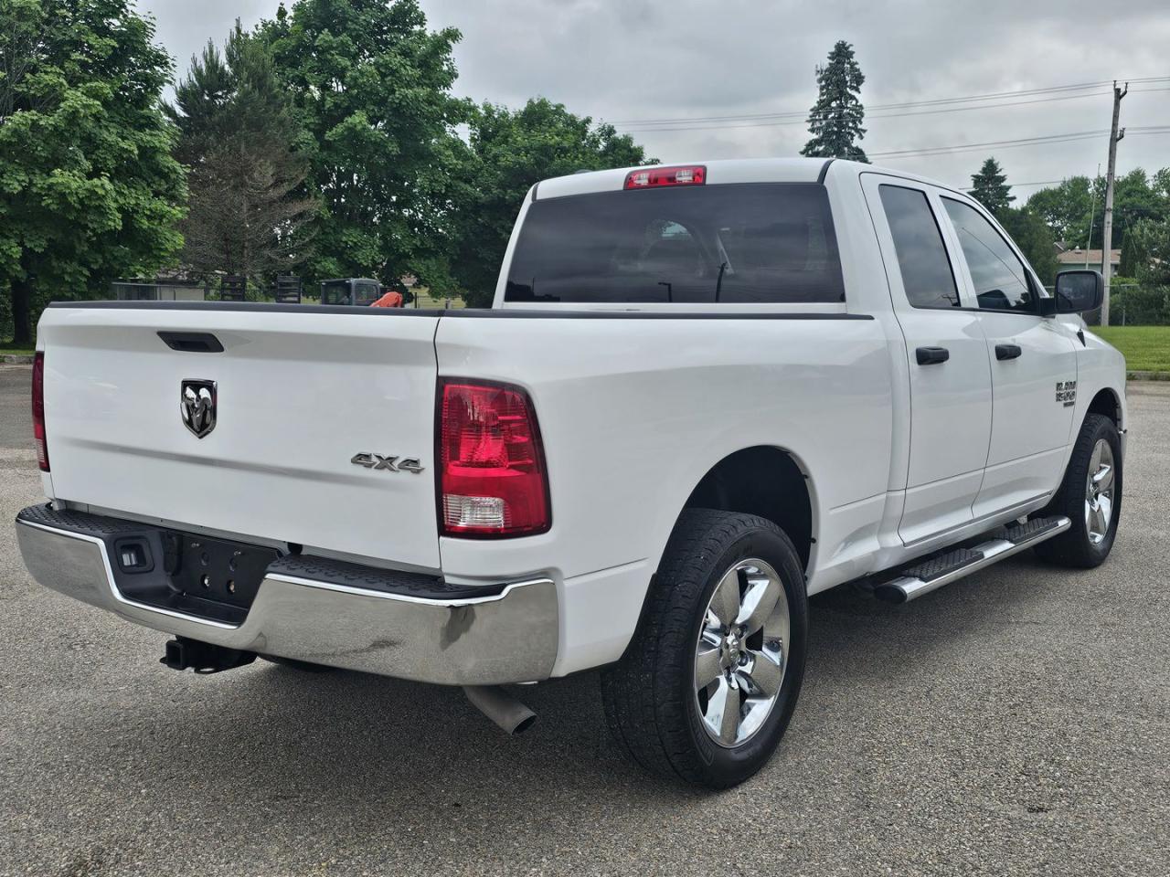 2019 RAM 1500 Classic Tradesman Quad Cab 4WD - Photo #5