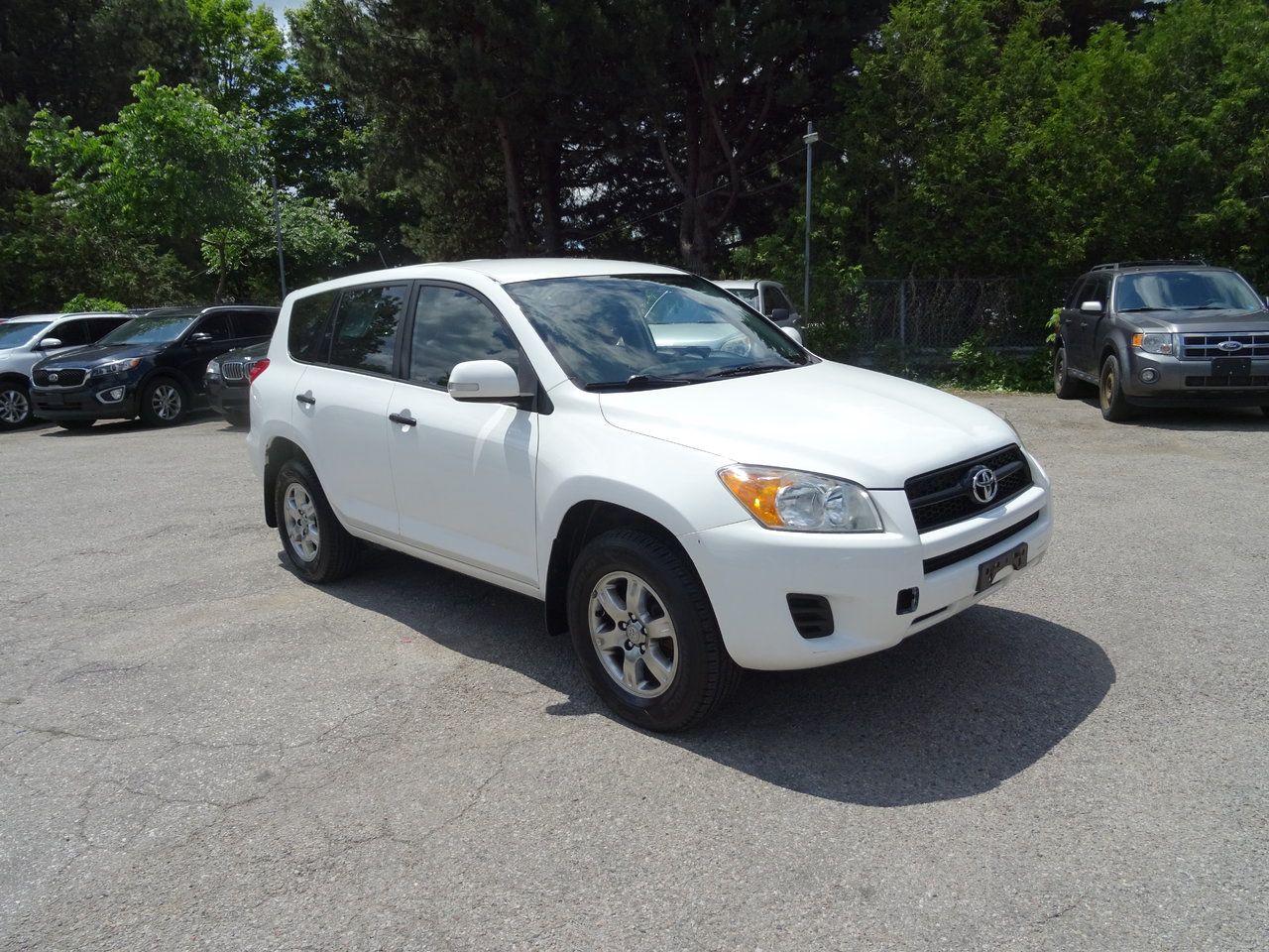 2009 Toyota RAV4 BASE - Photo #4