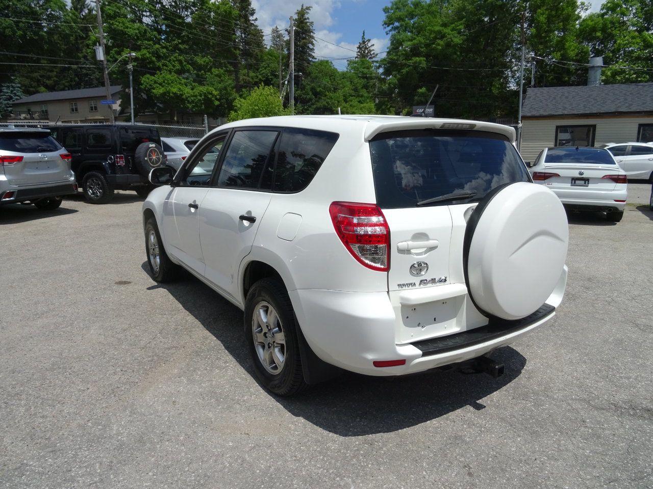 2009 Toyota RAV4 BASE - Photo #8