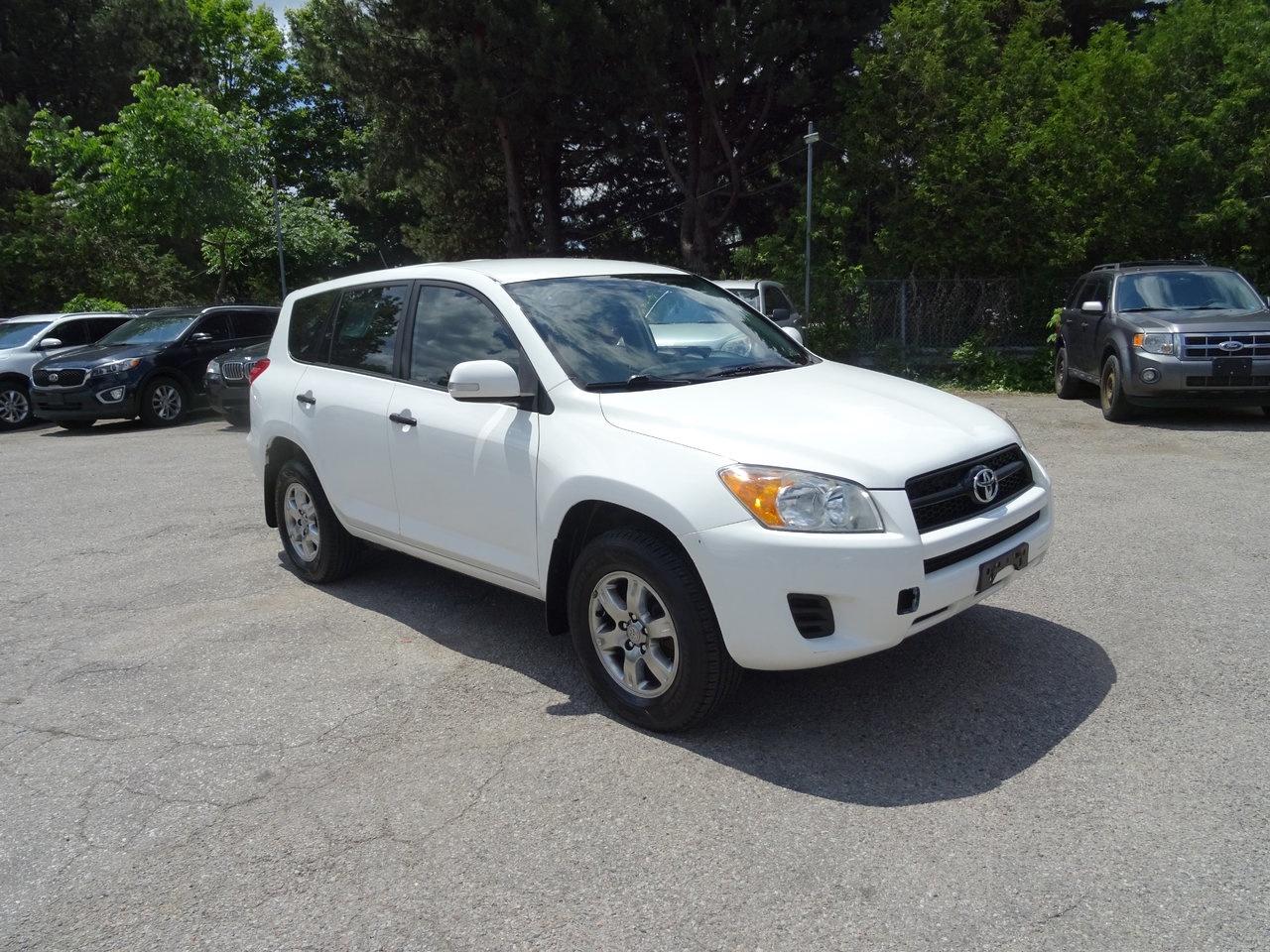 2009 Toyota RAV4 BASE - Photo #4
