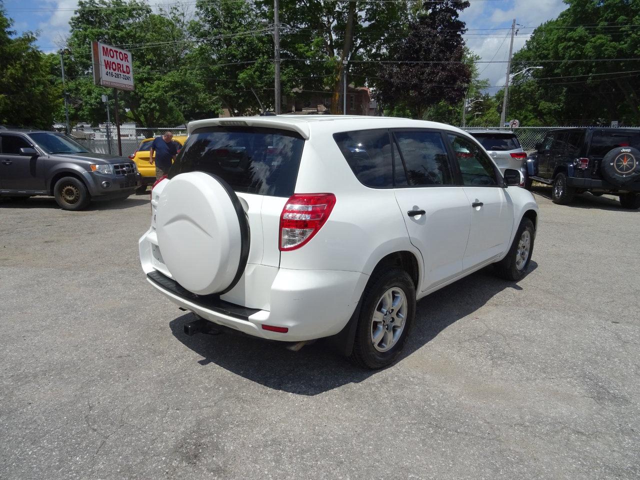 2009 Toyota RAV4 BASE - Photo #6