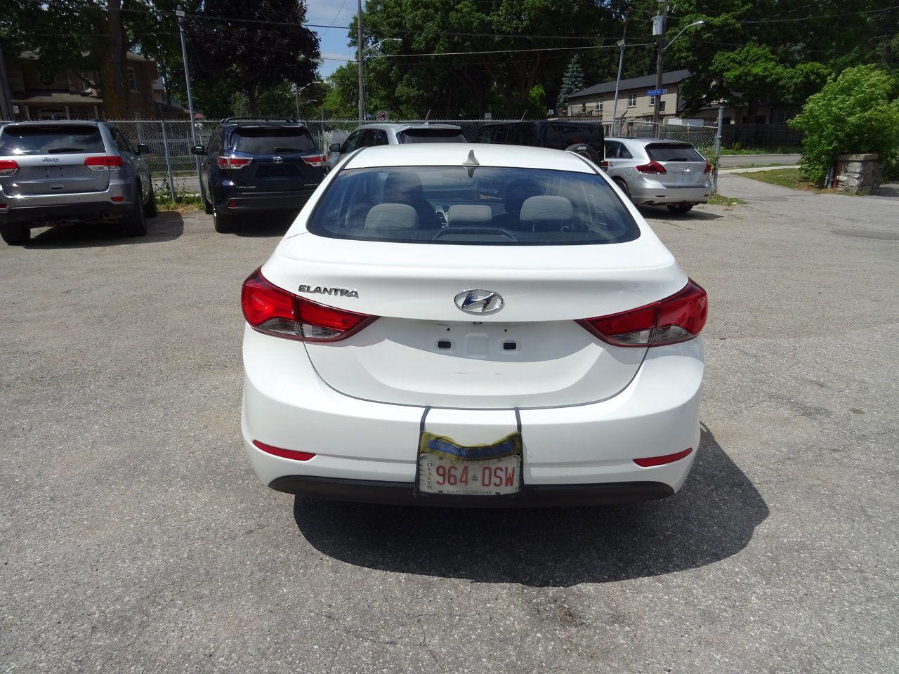 2014 Hyundai Elantra GLS - Photo #7