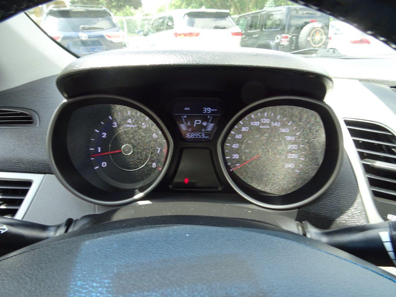 2014 Hyundai Elantra GLS - Photo #15