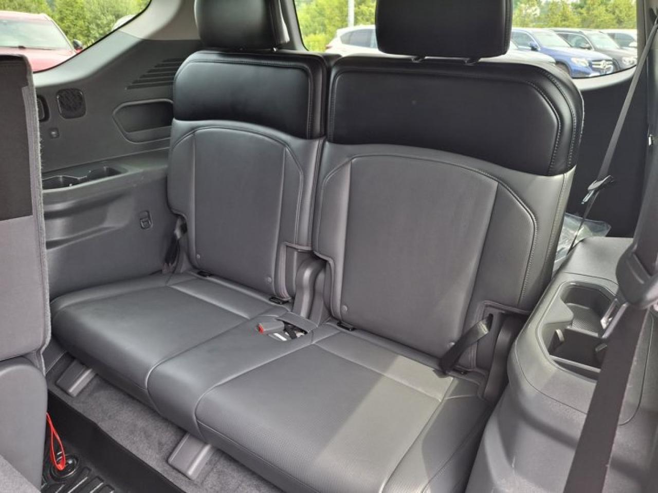 2024 Kia EV9 Wind | 3rd Row | Leather | Heated Wheel | Cooled + Heated Seats | Winter Wheels Included | and More Photo