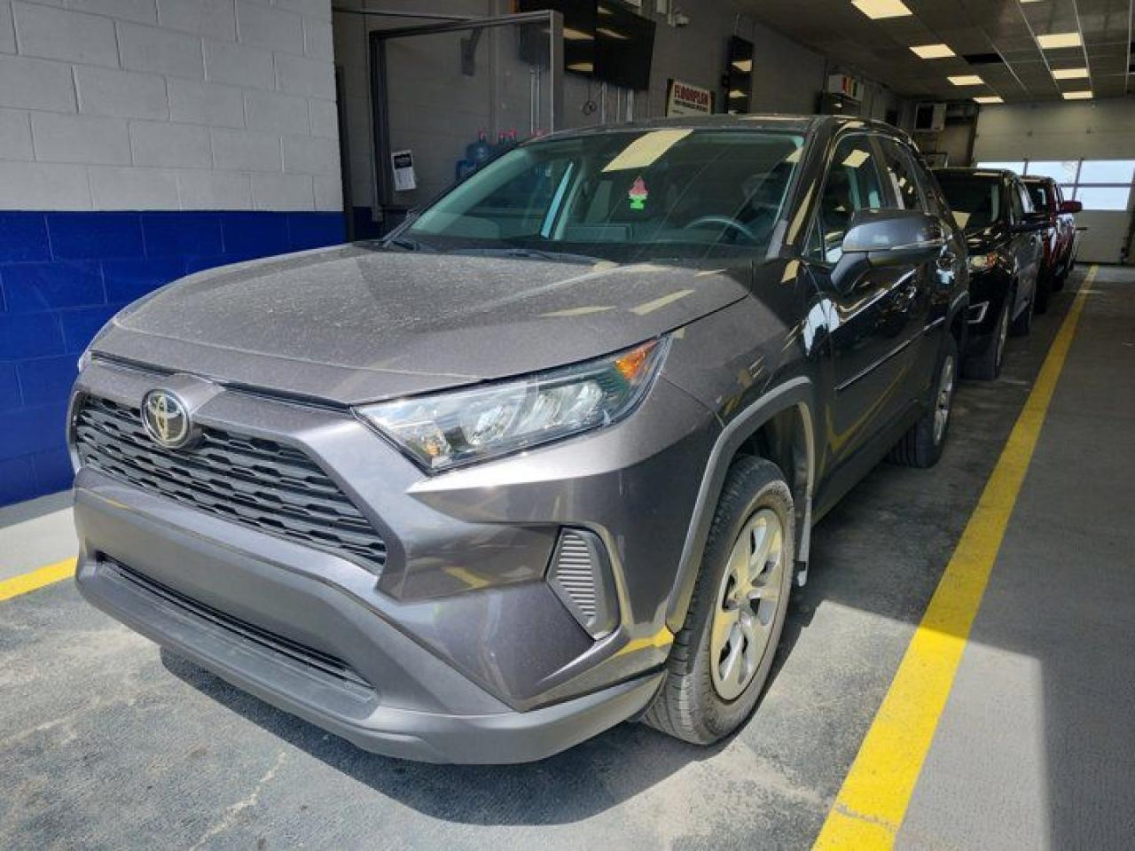 Used 2022 Toyota RAV4 LE | Adaptive Cruise | CarPlay + Android | Heated Seats | Rear Camera | and More ! for sale in Guelph, ON