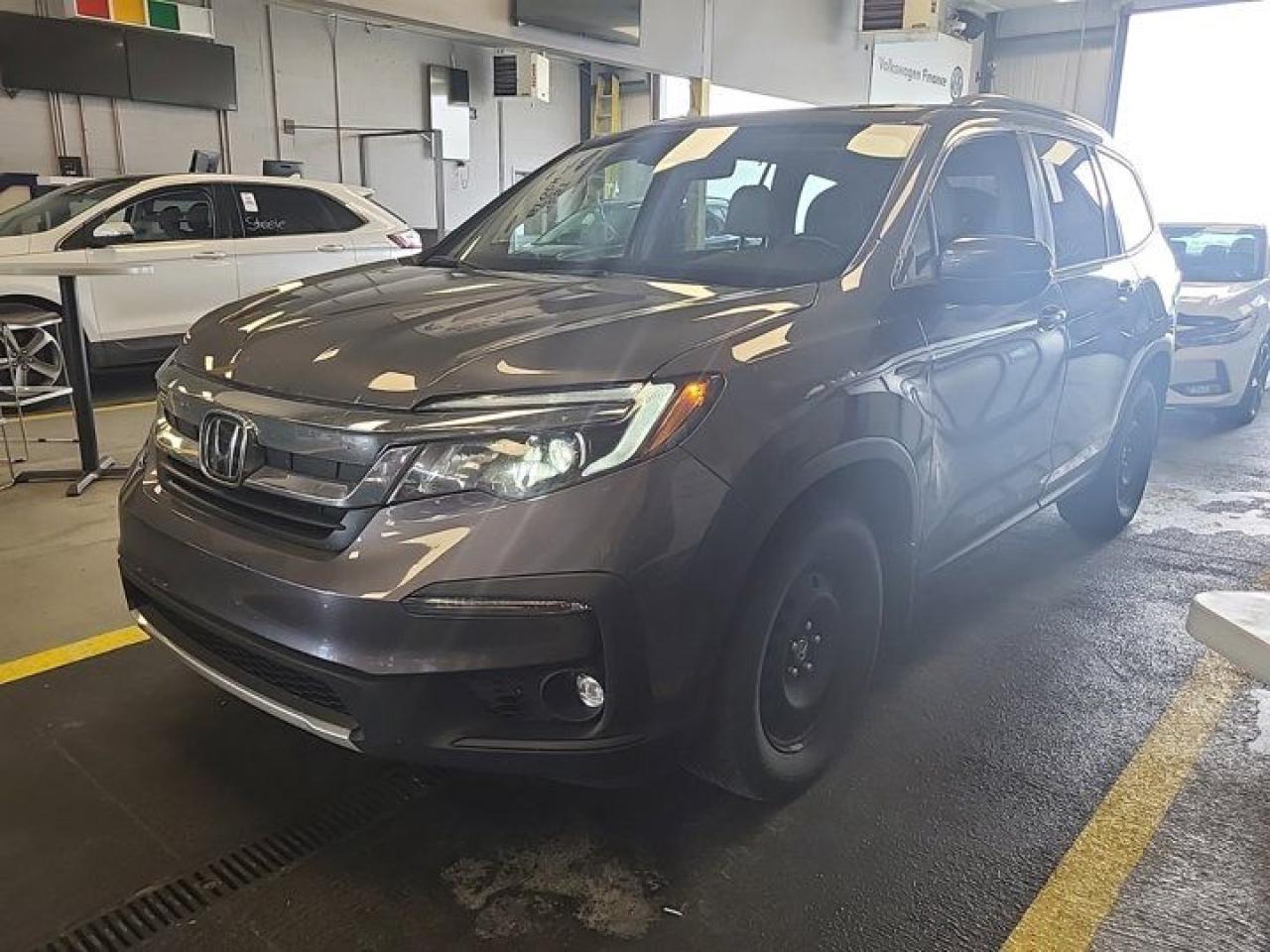 Used 2021 Honda Pilot EX-L Navi | AWD | Leather | Sunroof | Heated Seats | CarPlay + Android | Adaptive Cruise | and More! for sale in Guelph, ON