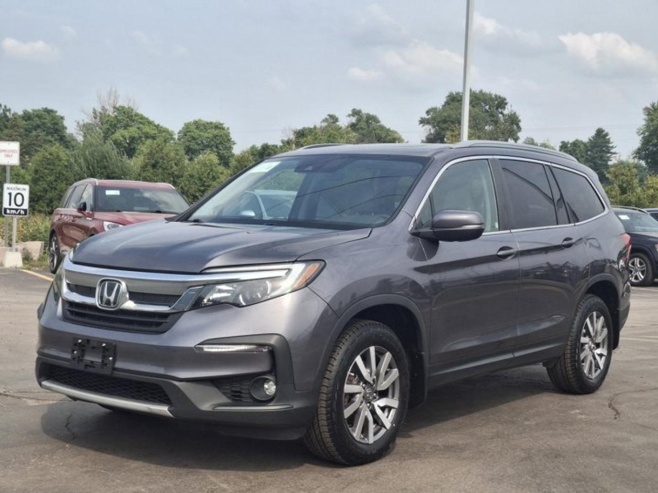 Used 2021 Honda Pilot EX-L Navi | AWD | Leather | Sunroof | Heated Seats | CarPlay + Android | New Tires | New Brakes | for sale in Guelph, ON