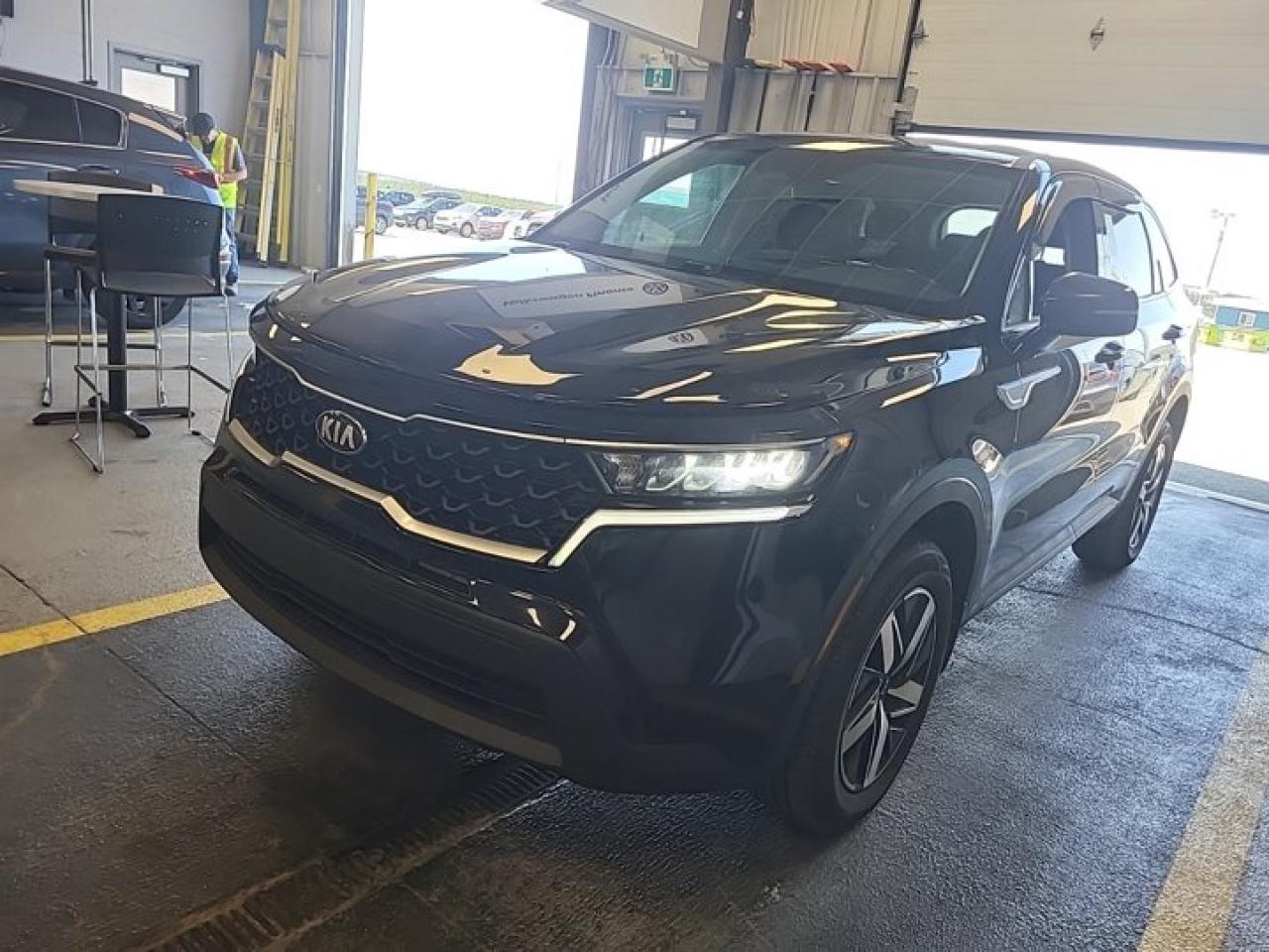 Used 2021 Kia Sorento LX PremiumAWD | 3rd Row | Power Seat | Heated Wheel + Seats | BSM | CarPlay + Android | and More ! for sale in Guelph, ON