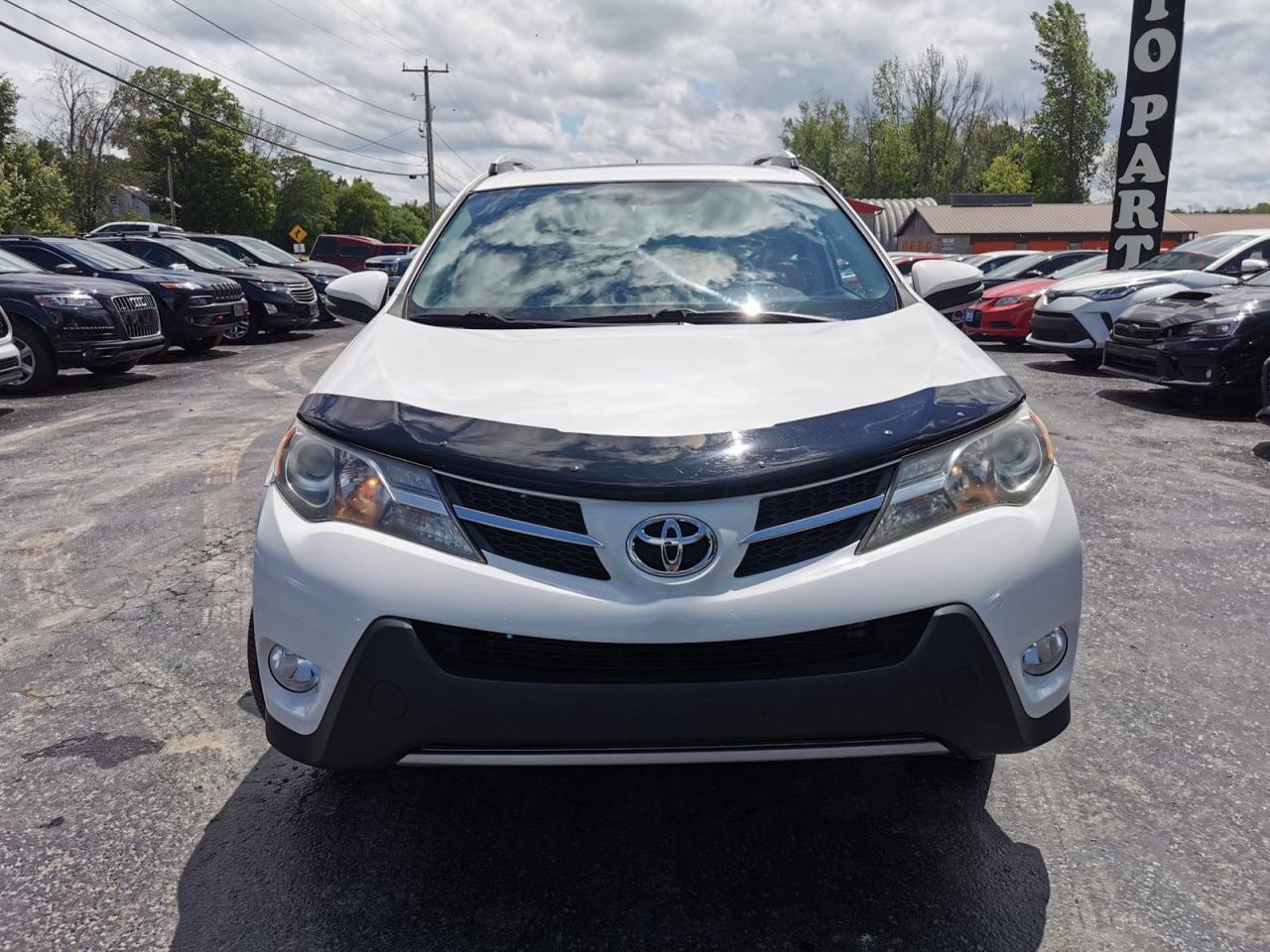 2014 Toyota RAV4 XLE AWD - Photo #8