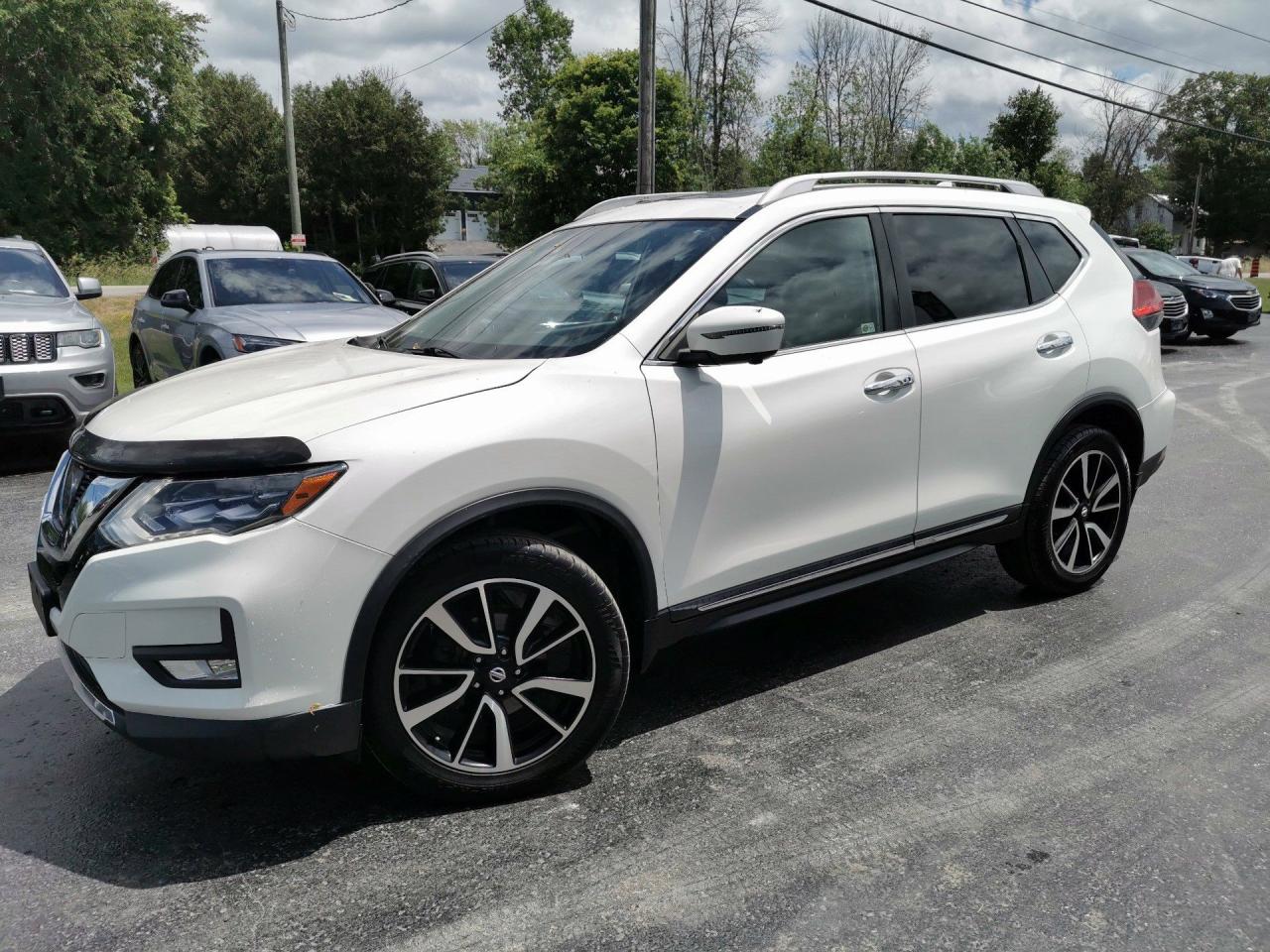 Used 2017 Nissan Rogue SL Premium for sale in Madoc, ON