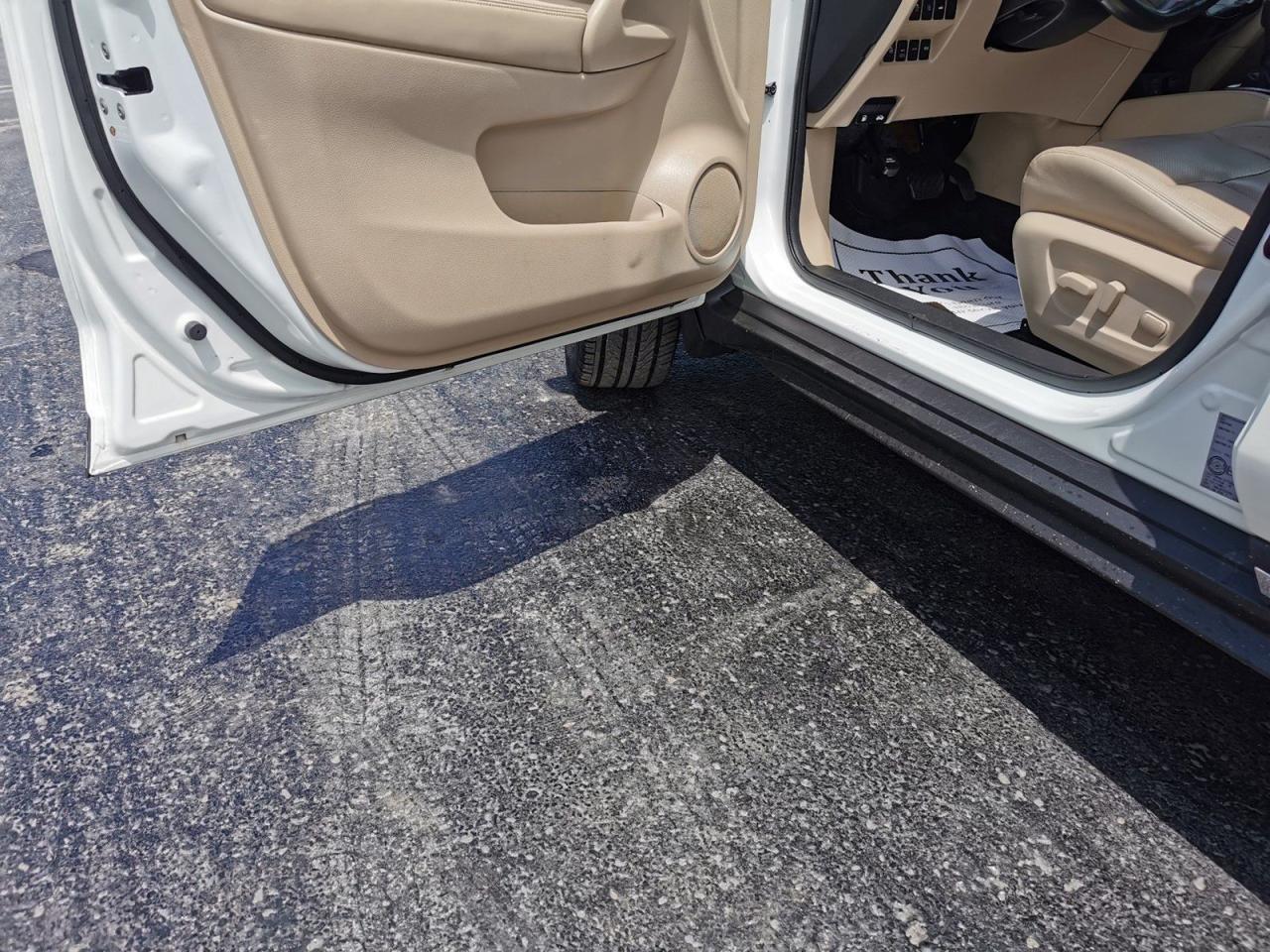 2017 Nissan Rogue SL Premium - Photo #13