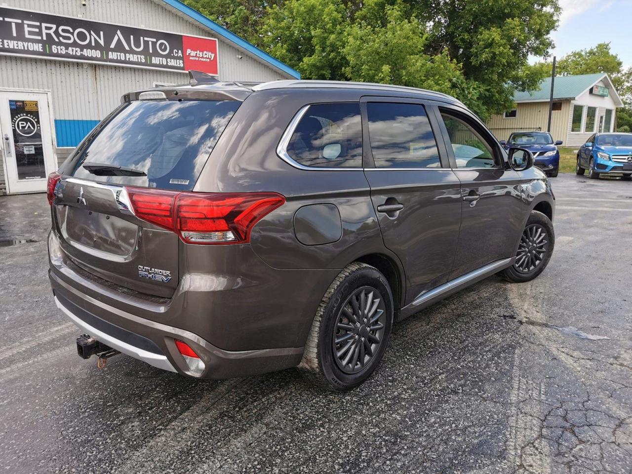 2018 Mitsubishi Outlander Phev GT - Photo #5