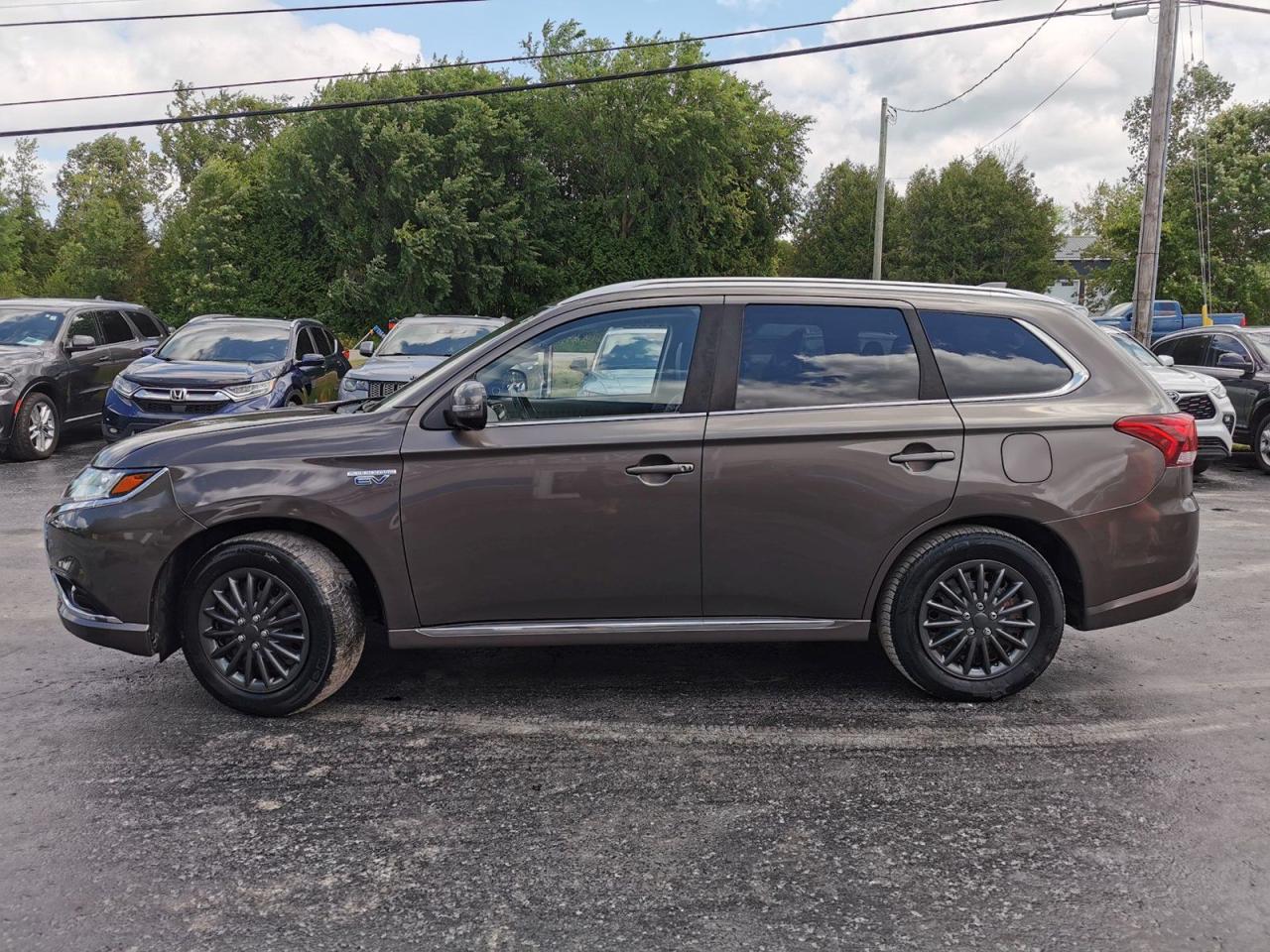 2018 Mitsubishi Outlander Phev GT - Photo #2