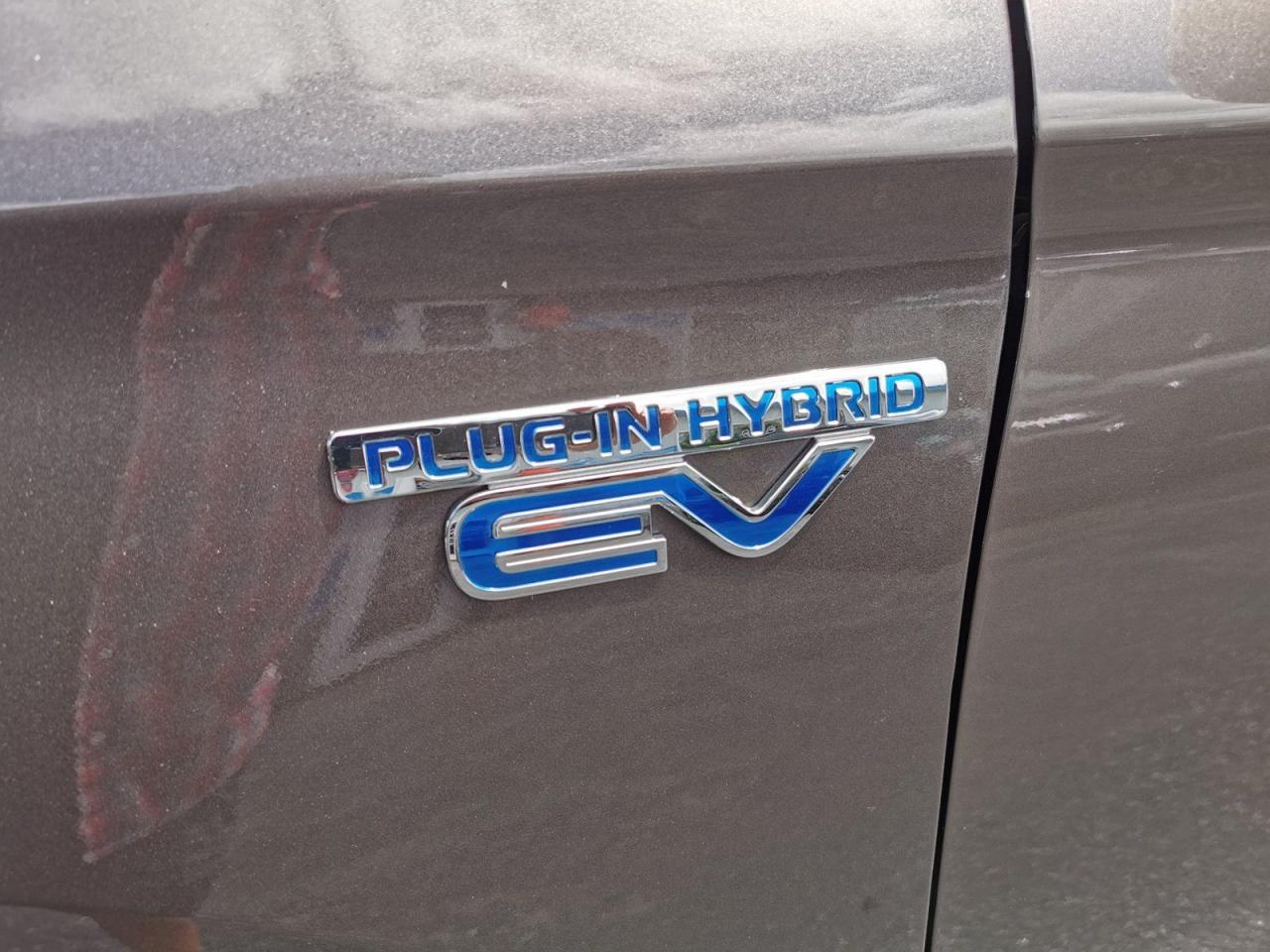 2018 Mitsubishi Outlander Phev GT - Photo #10