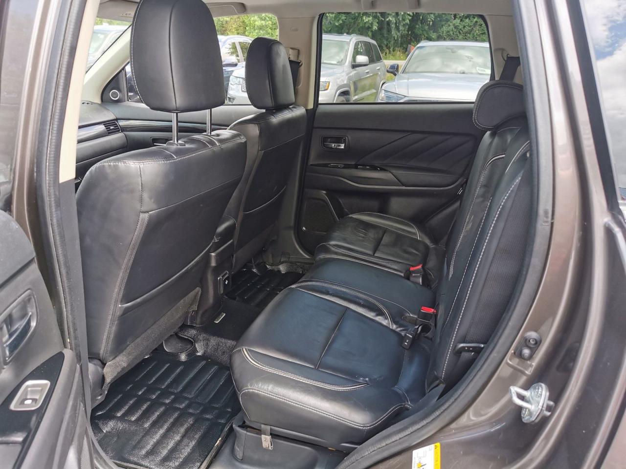 2018 Mitsubishi Outlander Phev GT - Photo #16