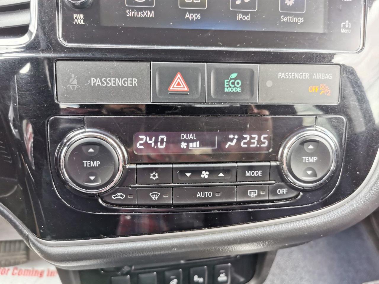 2018 Mitsubishi Outlander Phev GT - Photo #24