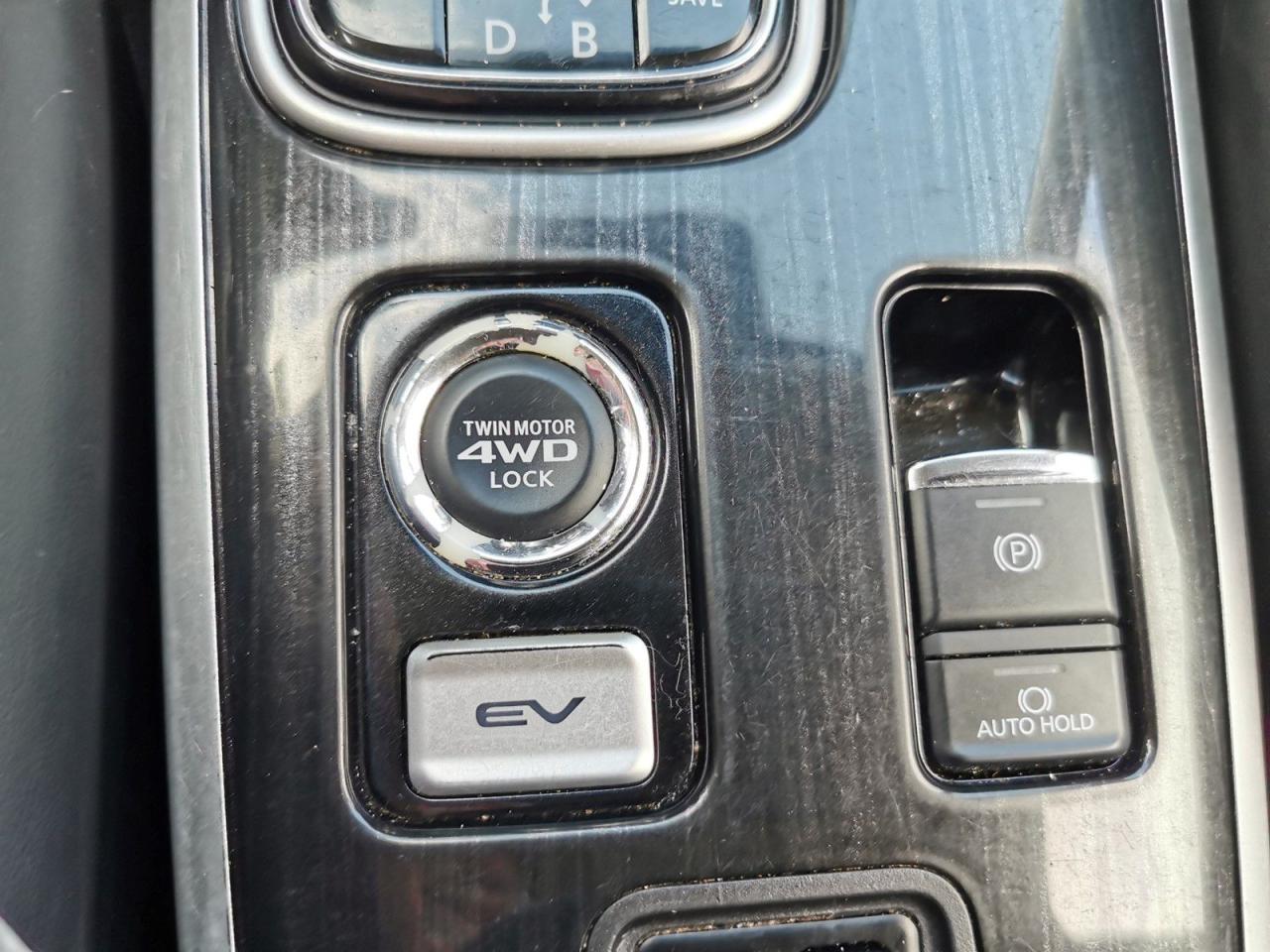 2018 Mitsubishi Outlander Phev GT - Photo #27
