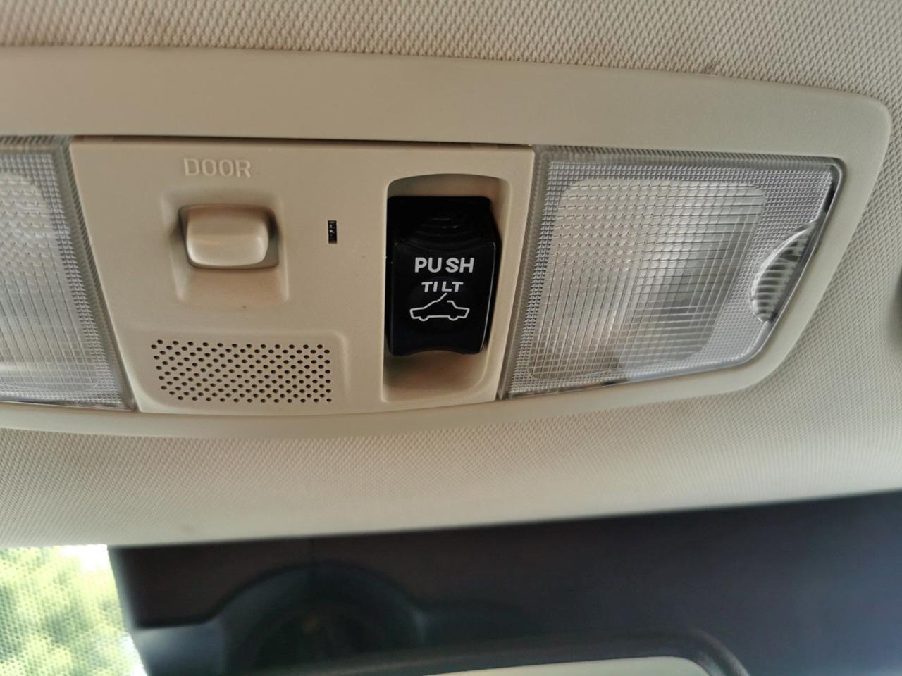 2018 Mitsubishi Outlander Phev GT - Photo #30