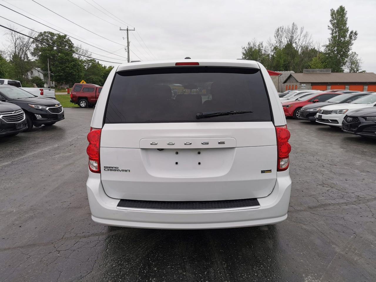 2019 Dodge Grand Caravan SE Plus - Photo #4