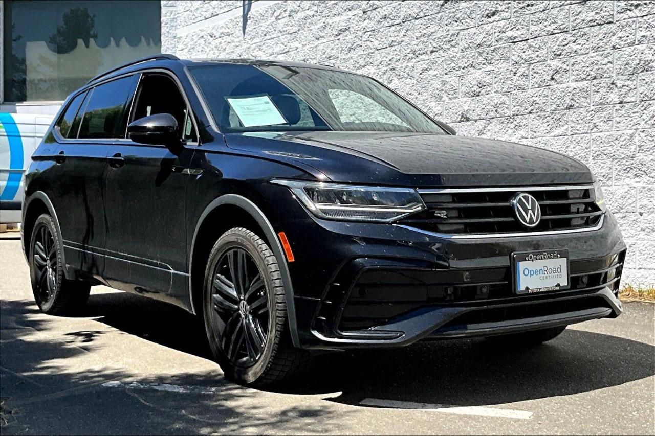 Used 2022 Volkswagen Tiguan Comfortline R-Line Black 2.0T 8sp at w/Tip 4M for sale in Abbotsford, BC