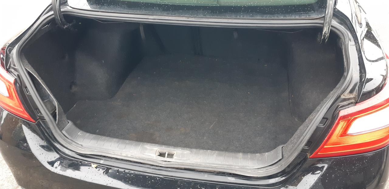2017 Nissan Altima 2.5 SV - Photo #10