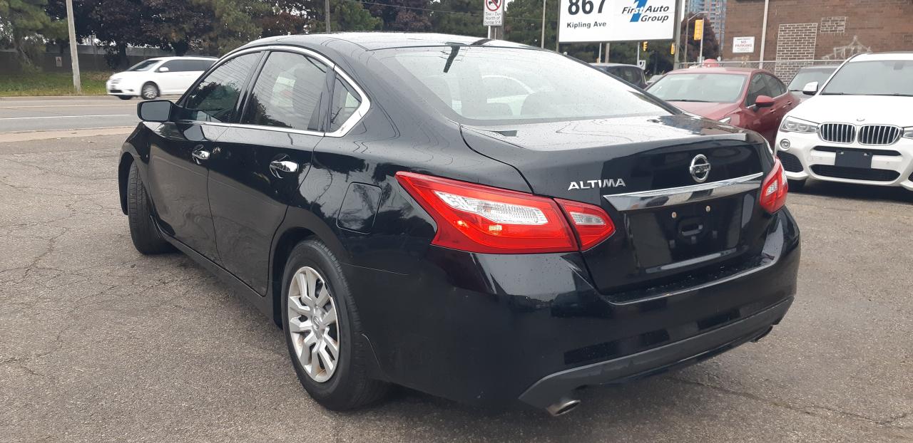 2017 Nissan Altima 2.5 SV - Photo #3
