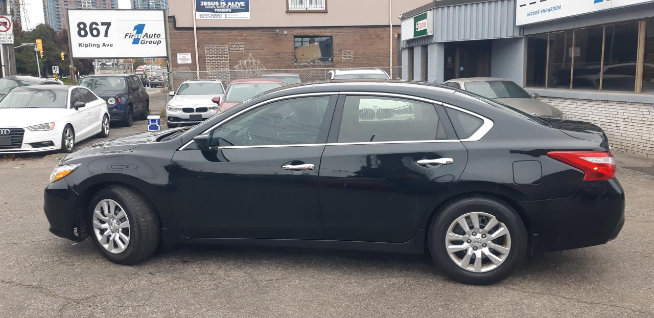 2017 Nissan Altima 2.5 SV - Photo #2