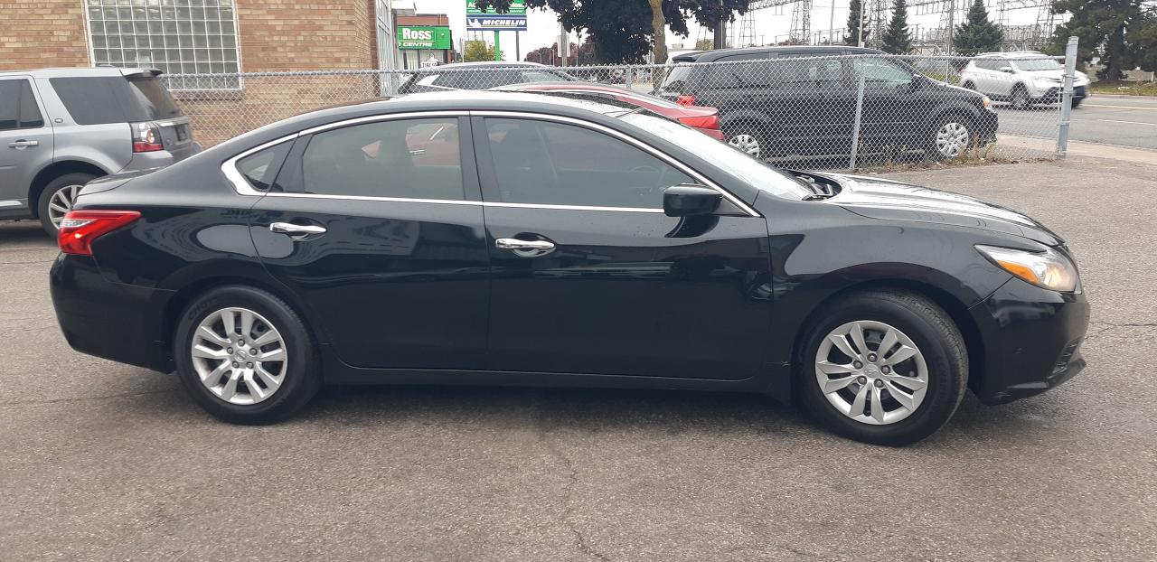 2017 Nissan Altima 2.5 SV - Photo #5