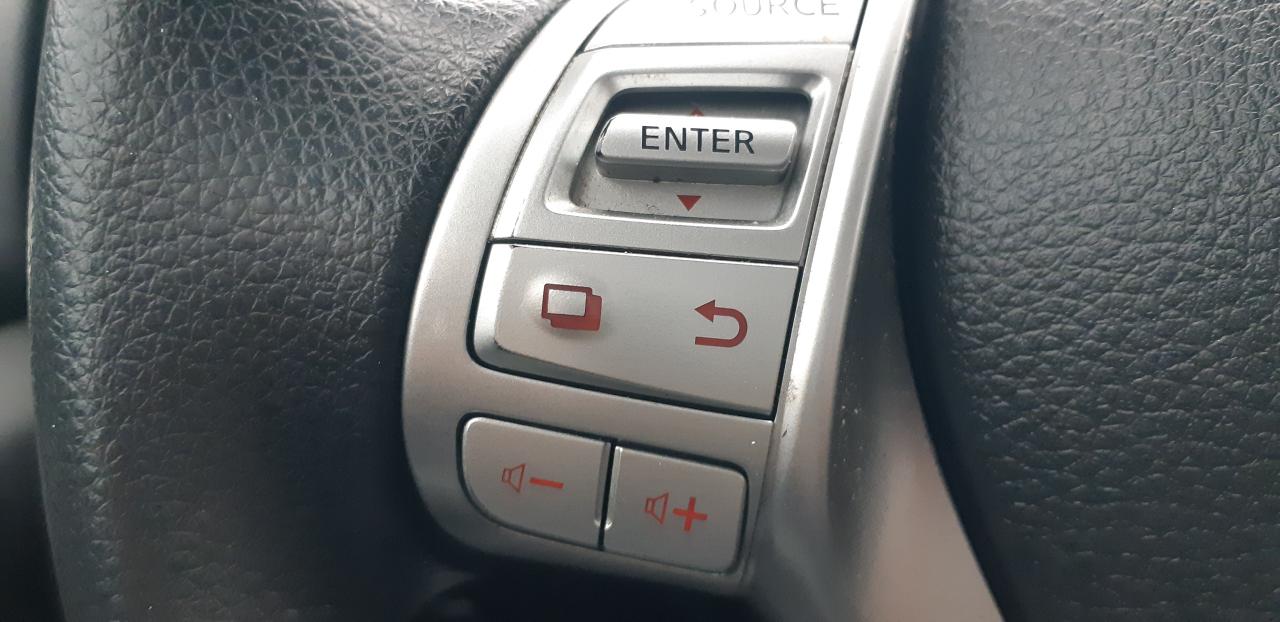 2017 Nissan Altima 2.5 SV - Photo #15