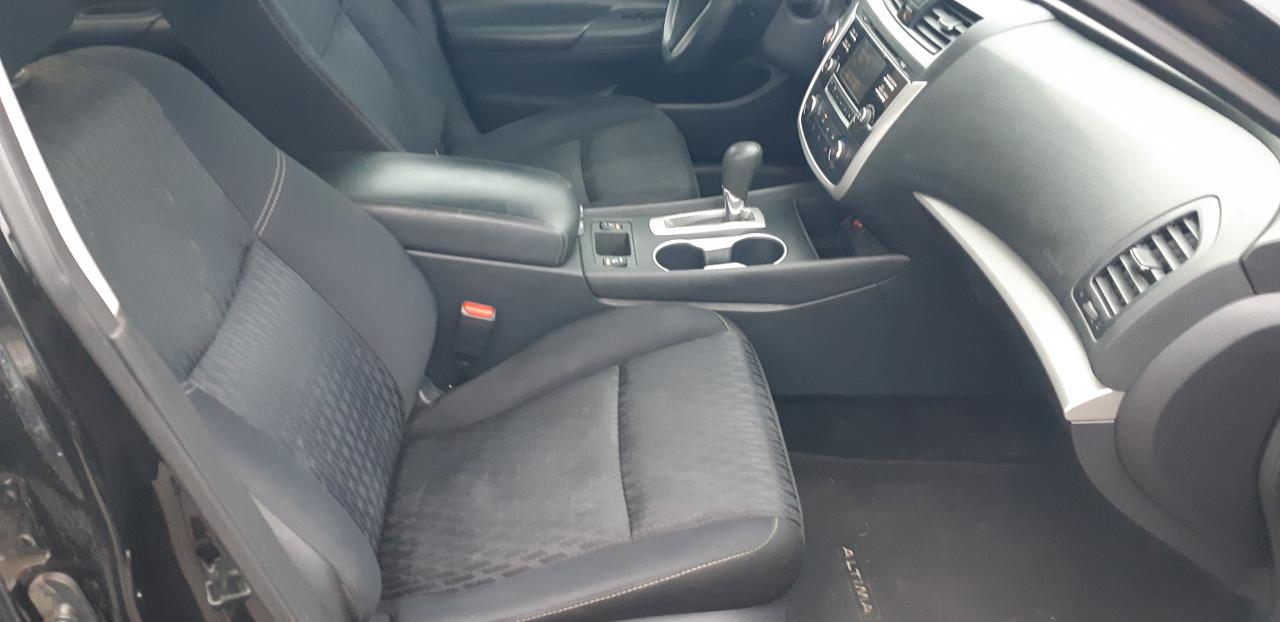 2017 Nissan Altima 2.5 SV - Photo #8
