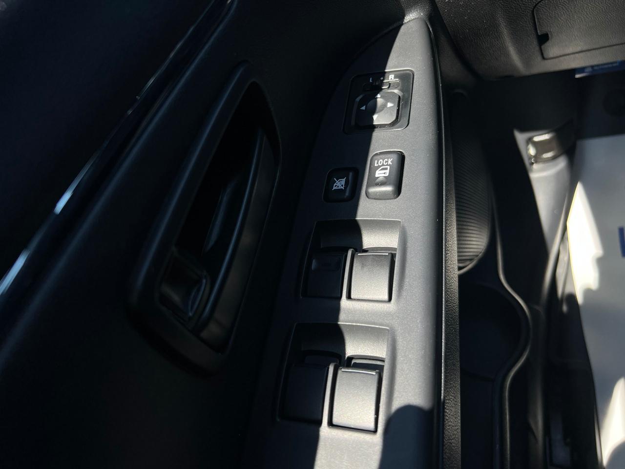 2024 Mitsubishi RVR ES AWC - Photo #10