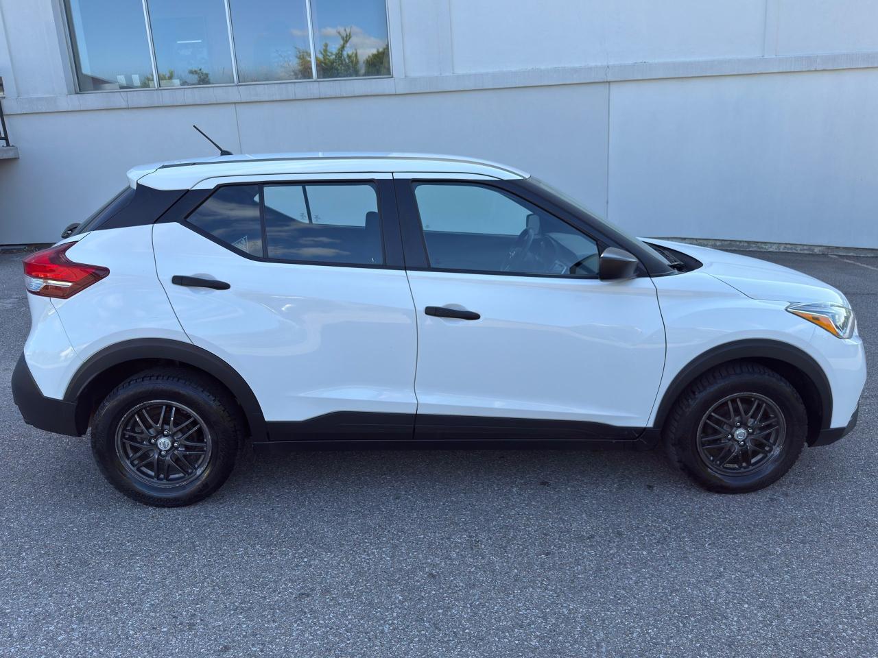 2019 Nissan Kicks S - Photo #4