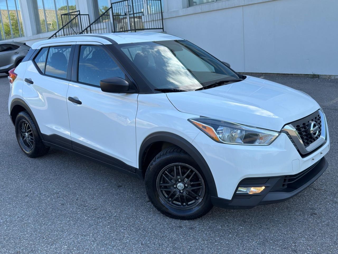 2019 Nissan Kicks S - Photo #3