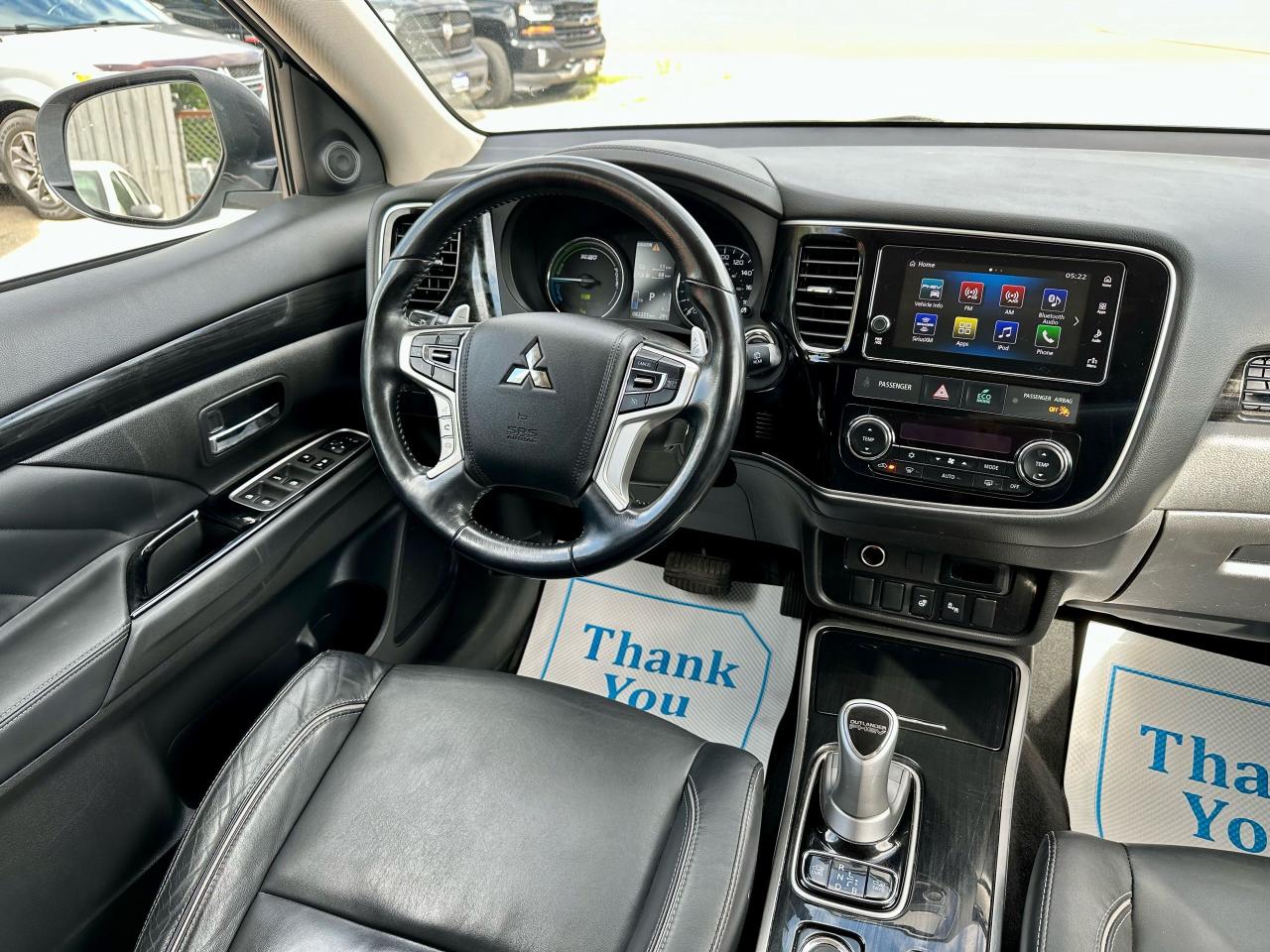 2018 Mitsubishi Outlander PHEV SE Touring - Photo #19