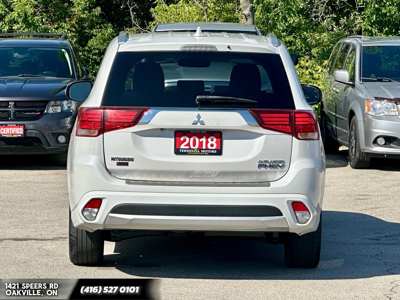 2018 Mitsubishi Outlander PHEV SE Touring - Photo #6